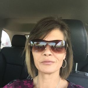 Meet your Posher, Kara